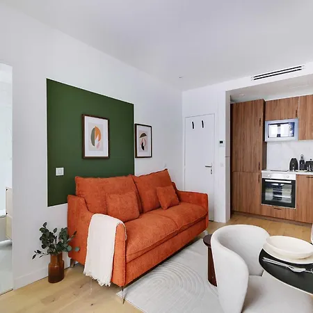 Appartamento Modern With Ac - 2p- Sacre-c Ur