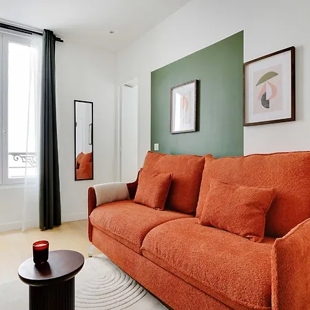 Appartamento Modern With Ac - 2p- Sacre-c Ur *